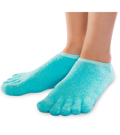 NatraCure 5-Toe Gel Moisturizing Socks Review